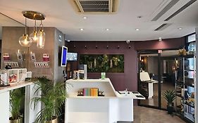 Ibis Styles Paris Tolbiac Bibliotheque